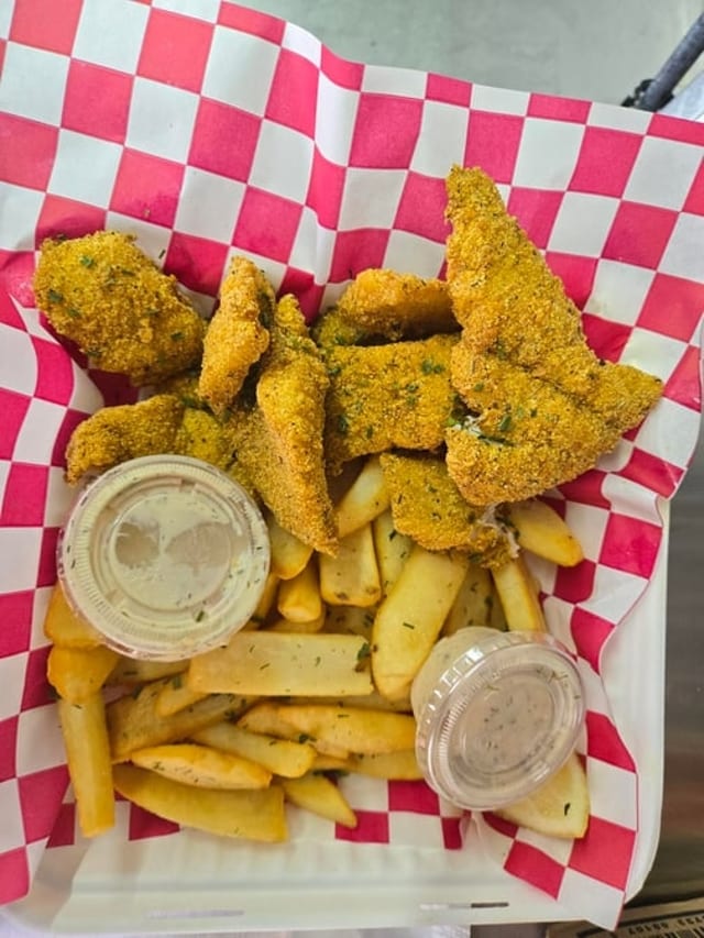 5 Piece Catfish.